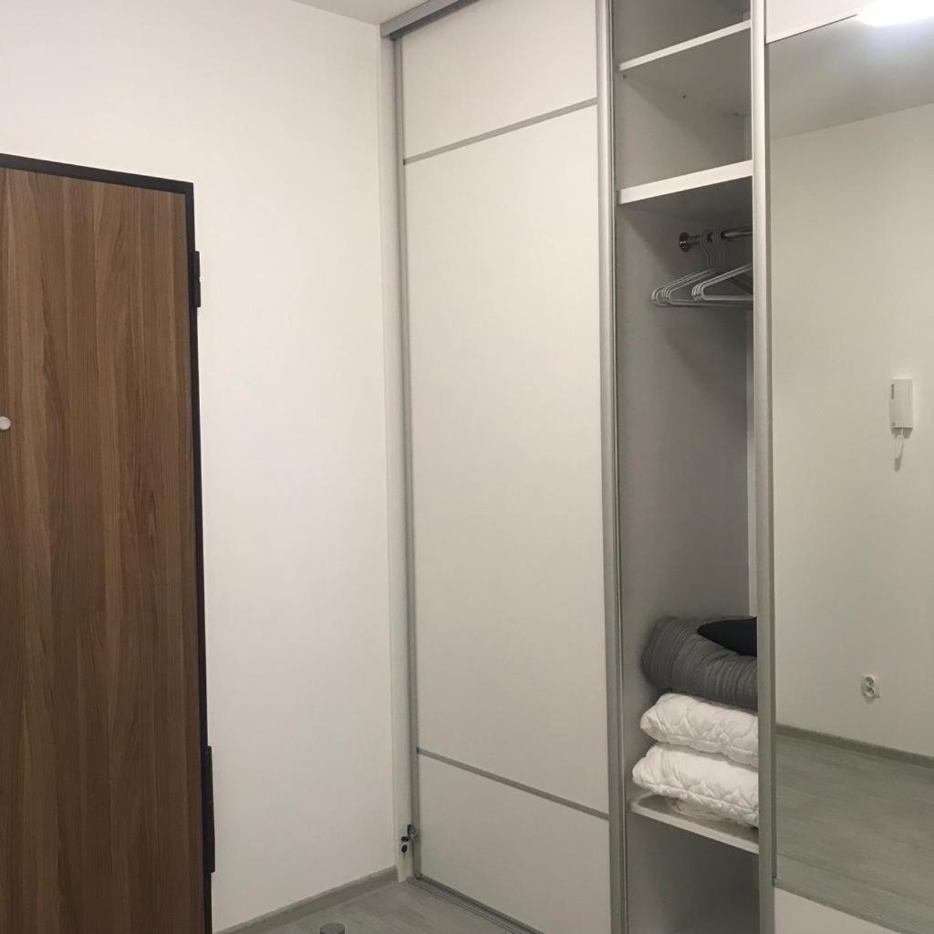 קרקוב Apartament Barcelona מראה חיצוני תמונה